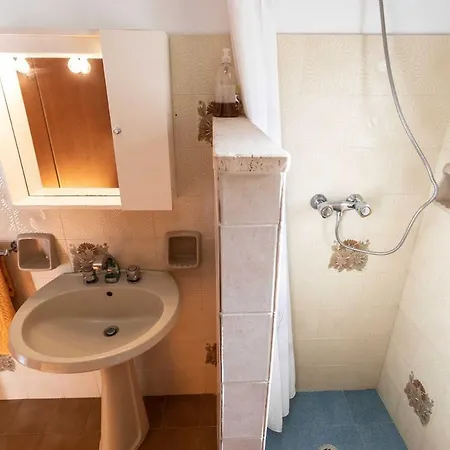 Tilde - Salento Reservation *